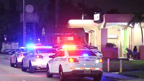 Man critical after overnight shooting outside Miami nightclub