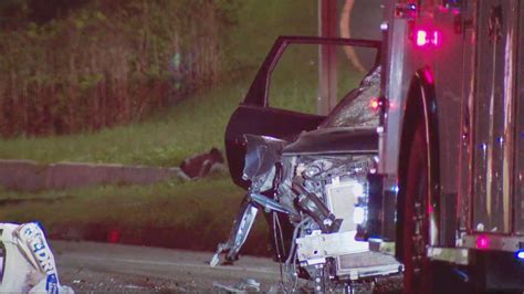 Man dead, another hospitalized after wrong-way crash in Zion