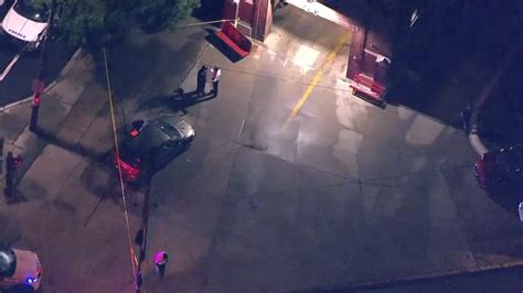 Man dies after being dropped off at Chicago firehouse with gunshot wound