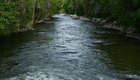 Man dies after raft overturns in Arkansas River near Salida