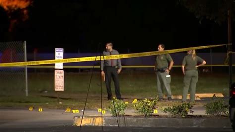Man found dead in late-night shooting in Lauderdale Lakes; BSO investigating