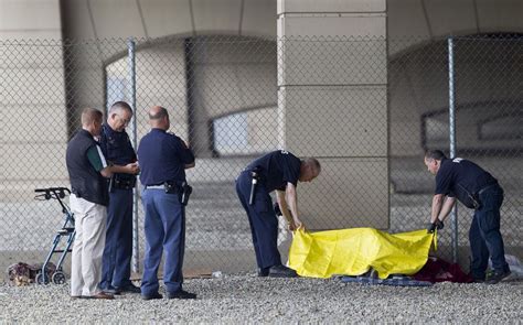 Man found dead under Commerce cargo trailer had been shot: LASD