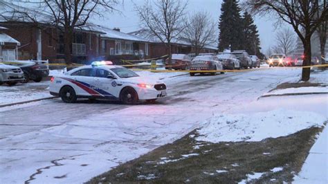 Man in hospital with life-threatening injuries after shooting in North York
