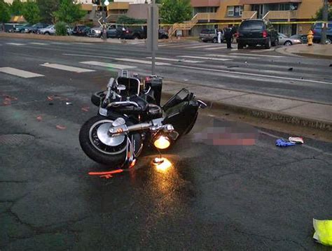 Man killed in Aurora motorcycle crash with SUV