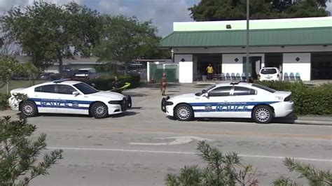 Man killed in shooting at Pembroke Park laundromat