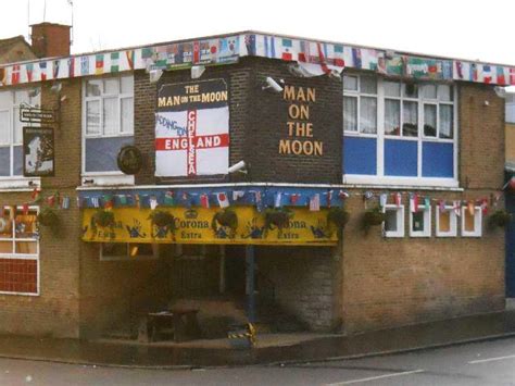 Man on the Moon, Croydon • whatpub.com