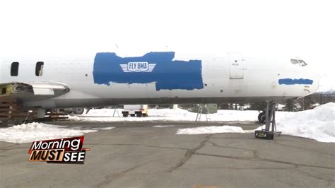 Man plans to host Airbnb guest in Boeing 727 cargo jet