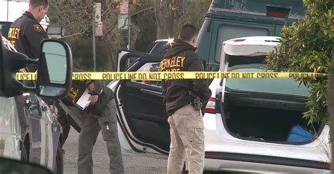Man shot at Berkeley bus stop