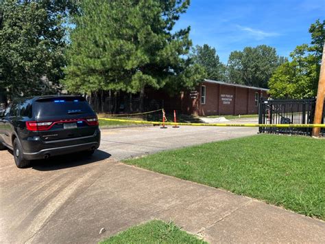 Man shot by police after he fired shots outside Memphis Jewish school: authorities