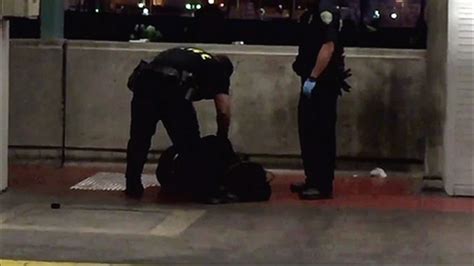 Man shot while walking to car from Oakland BART station