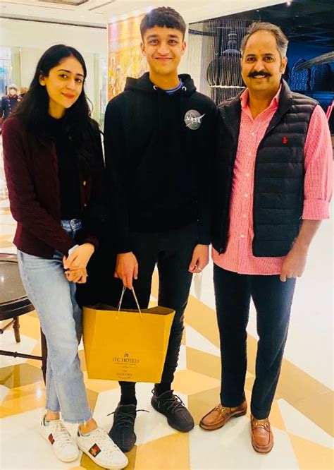 Man singh i children