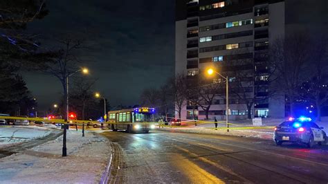 Man suffers life-threatening injuries, 2 people shot in downtown Toronto