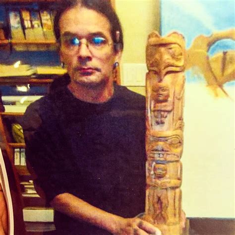 Man who faked Native American heritage to sell his art in Seattle sentenced to probation