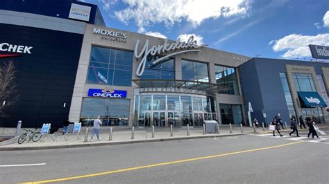 Man with loaded gun arrested at Yorkdale Mall