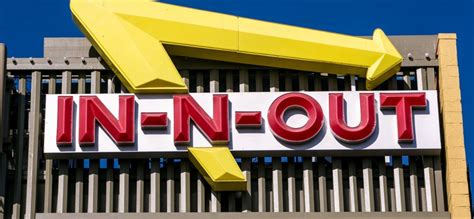 Managers at In-N-Out Burger Make $160,000 a Year.