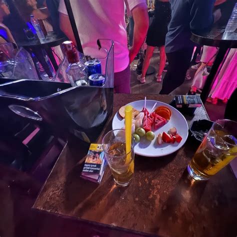 veodersti.rgarabwor.edu.pl. 