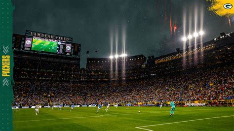 Manchester City wins first-ever soccer match at Lambeau Field