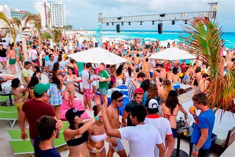 Mandala beach club. Mandala Beach Club is conveniently located in the Party Zone area of Cancun’s Hotel Zone. Set at kilometer 9.5 on Boulevard Kukulcan (the Hotel Zone uses kilometer … 