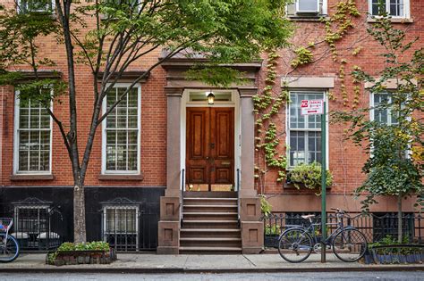 Manhattan buy house. Things To Know About Manhattan buy house. 