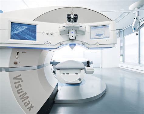 Manhattan lasik center. In Epi- LASIK surgery, a suction ring goes over the eye to add stability and lift the cornea to the correct height for removal. The surgeon removes the top layer of tissue exposing the second layer of the cornea to allow the excimer laser to refine the curvature to the correct shape. Afterward, a patient goes home with a driver for a two-hour nap. 