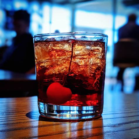 Manhattan on the rocks. OTR On The Rocks The Manhattan Cocktail RTD ... * Actual product may differ from image. ... Description: Take it east-coast easy with this sweet and sophisticated ... 
