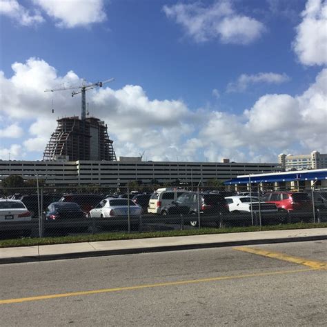 Manheim fort lauderdale. May 11, 2020 · PREVIEW inventory on the auction lot this THURSDAY at Manheim Fort Lauderdale! Previewing will ONLY be available THURSDAY 5/14 from 12:00 PM - 5:00 PM EST. *Fill out the COVID-19 Related Access Form... 
