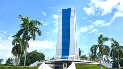 Manila Memorial v Lluz