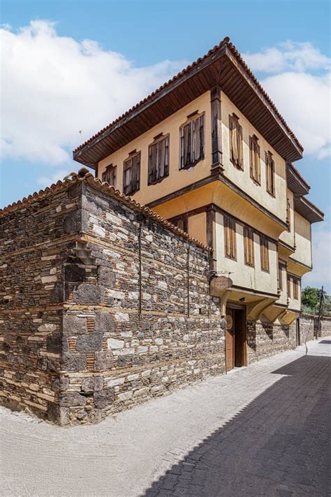 Manisa Kula Ciftciibrahim Mahallesi terapi halı yıkama