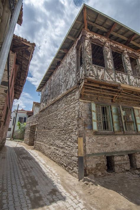 Manisa Kula En Yakin terapi halı yıkama