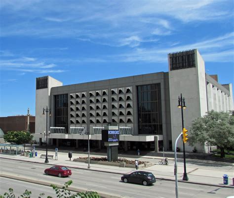 Manitoba Centennial Centre - Wikipedia