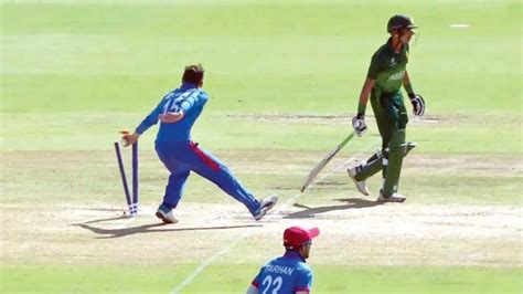 Mankading in Cricket What