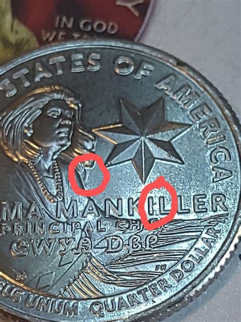 The reverse of her quarter depicts her facing to the right, wearing a Cherokee shawl, gazing intently at the horizon. There is the seven-pointed star, a symbol of the Cherokee Nation, with her name, “WILMA MANKILLER,” and “PRINCIPAL CHIEF” below. Below her title is “Cherokee Nation,” written in the Cherokee syllabary.