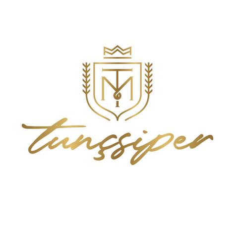 Manolya Kayhan Facebook. 