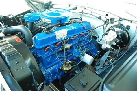 El Ford de 4.9 litros y seis en línea producido entre 1978 y 1986 mantuvo el mismo diseño de carburador de un solo y la relación de compresión de 8:1, pero se ofrecen en diferentes salidas. Capacidades de potencia de 101, 115, 117 y 120 se les ofreció, mientras que el par sigue siendo el mismo que tenía desde el 1973 encarnación. El Ford ... . 