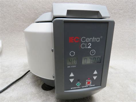 Manuale di servizio centrifuga iec cl2. - R134a guía de carga de refrigerante para refrigerador.