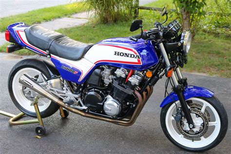 Manuali di riparazione per 1983 honda cb1100f. - Ducati monster s4 s4rs bike factory workshop service manual.