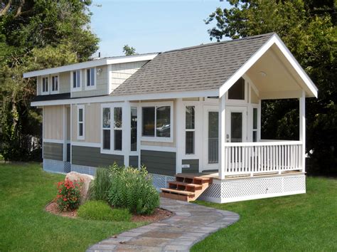 Manufactured homes — Manufactured/mobile or park model homes.