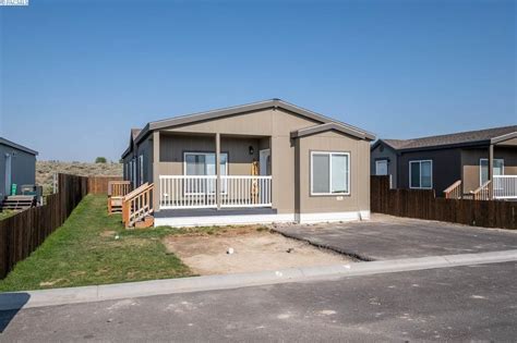 Manufactured homes kennewick. 1 Story, Manufactured Home - Kennewick, WA 7901 W 7901 West Clearwater Unit 120, Kennewick, WA 99336. 2 2 896 sqft Similar Mobile Homes for Sale. $52,999 Featured. 