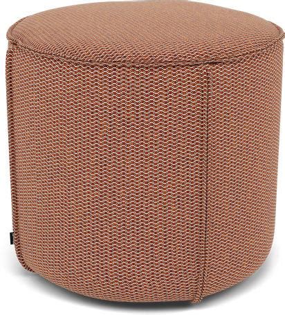 Manutti collections: outdoor poufs