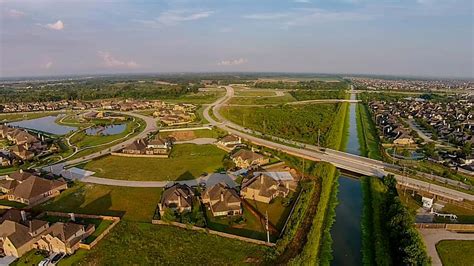 Manvel tx. Apr 17, 2023 · The city of Manvel has seen a 137.7% population growth in the past decade. In 2010, the U.S. Census Bureau’s American Community Survey data showed a population of 11,432 in 2020 versus 4,810 in ... 