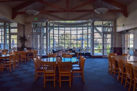 Manzanita dining hall. Whether it’s a quick bite on the go or a casual sit-down meal with friends, a Sun Devil Hospitality location is never too far away. Click on the desired campus to view the restaurants available and hours of operation for each dining location. 