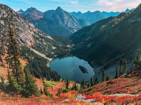 Maple pass loop. We hiked the Maple Pass Loop Trail in Okanogan-Wenatchee National Forest, in September. It's a really beautiful trail, very high-trafficked though, located n... 