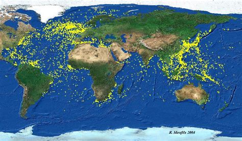 Maps of shipwrecks - Vivid Maps