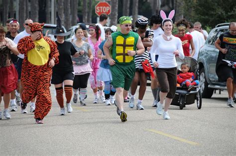 Oct 25, 2016 · Why Run It: Forget scary movies and staged haunted houses—this after-dusk, Halloween-themed 10K and marathon relay will give you real-life heebie jeebies. The hilly course starts in lower Glen ... . 