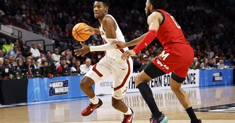 March Madness: Alabama and surprising bunch remain in South