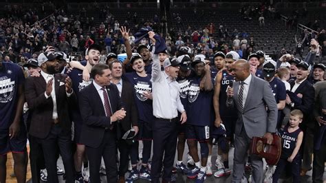 March Madness betting guide: UConn, Texas new favorites