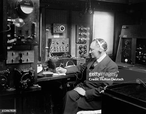 Marconi Radio Photos and Premium High Res Pictures - Getty …