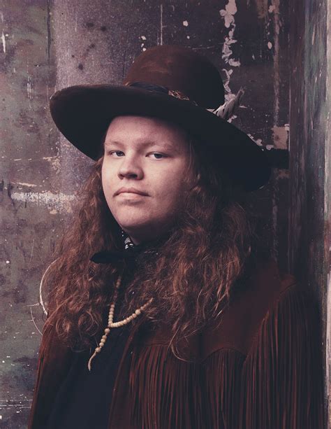 Marcus king. Jan 14, 2020 · King started the Marcus King Band at age 15. Within just a few years, Warren Haynes released the group’s first album. When Auerbach heard King, though, he thought his sound could translate even ... 