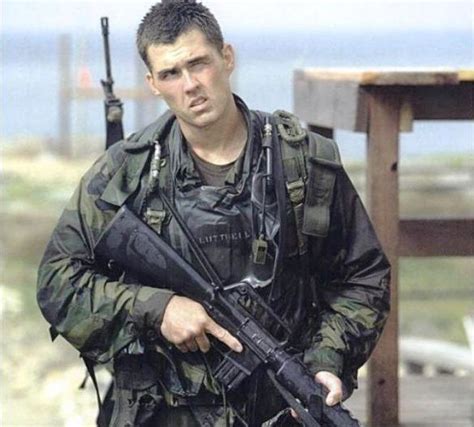 Marcus luttrell height. Marcus Luttrell joined the United States Navy in March 1999. He began Basic Underwater Demolition/SEAL (BUD/S) training with Class 226 in Coronado, California. 
