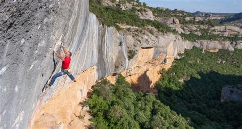Margalef climbing accommodation. .  ...